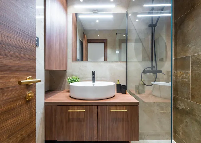 Luxury Marangun *