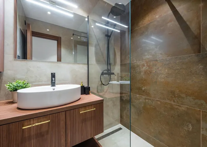 Luxury Marangun