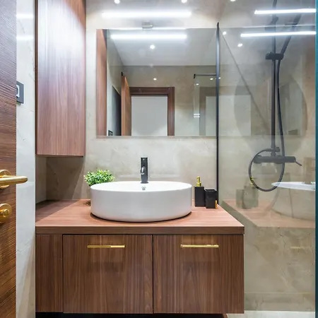 Luxury Marangun *